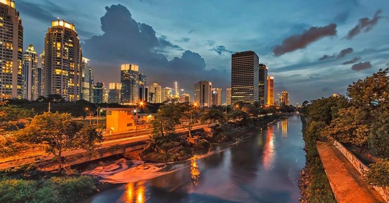 Market Entry & Expansion in Indonesia: Key Insights & Market Trends